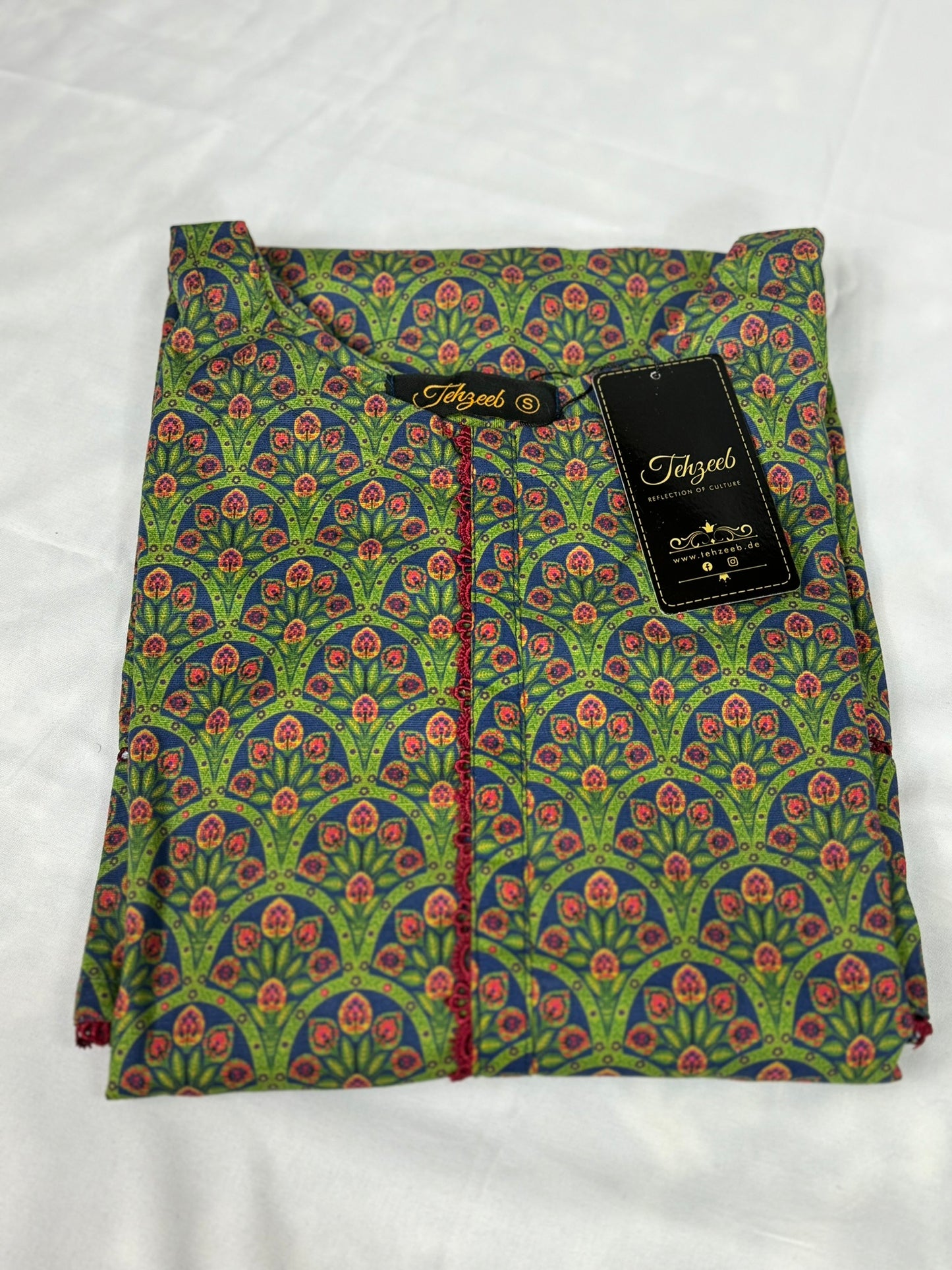 2 Piece - Khaddar - Digital Printed - Green - Maroon - 2200