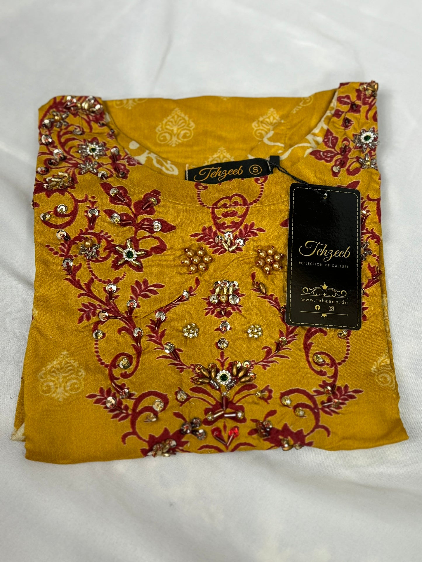 2 Piece - Cotton - Digital Printed - Handwork - Yellow - Maroon - 2800